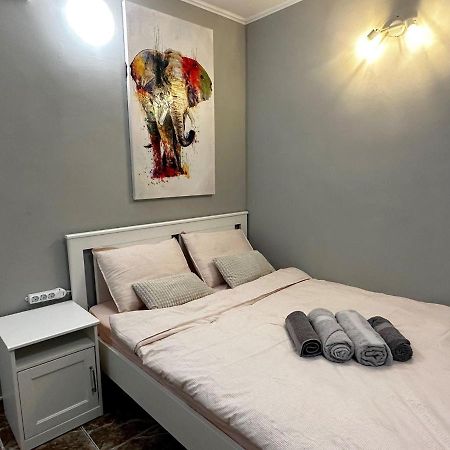 One Room Apartment Decebal Bucharest Exterior photo